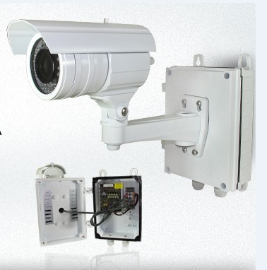 作り付けの高性能スイッチおよびアダプターが付いている CCTV のカメラのパワー供給箱