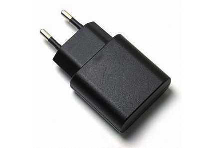 2 つの 5 v 1A 携帯自動車旅行ユニバーサル USB 電源アダプター (米国、英国、EU、AU) ピンします。