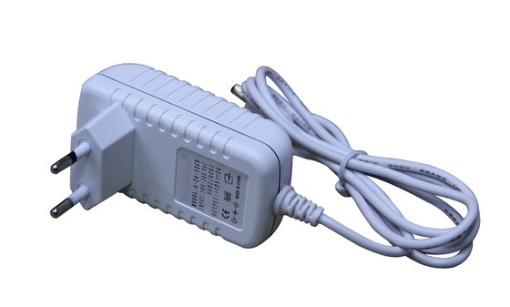 CCTV のカメラ、12V DC電源のアダプターのための AC DC電源のアダプター 24W 2A IP54