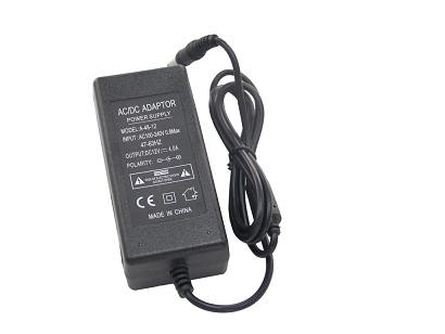 安定した 48W は EMI フィルタとの転換 AC DC電源のアダプター 12V DC 50Hz を調整しました
