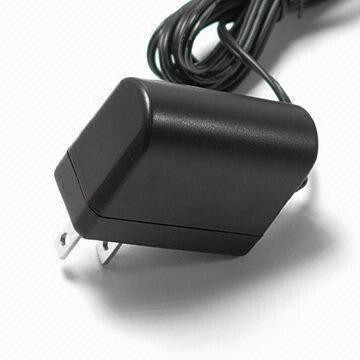 KSAS006 Prtable の普遍的な交流電力のアダプター、異本と軽くそして便利