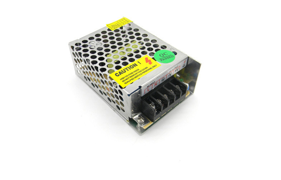 12V 2A 25Wの金属はCCTVのカメラの単一の出力電圧電源の一定した流れを包装しました