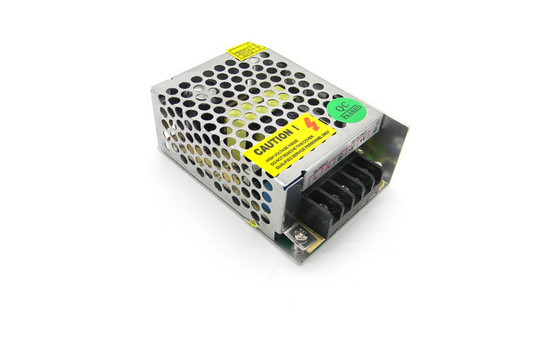 高圧によって転換されるモード電源、FCC は 15 のクラス B の電源を部品