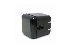 密集した 5V 普遍的な USB 力のアダプター 10mA -高性能の 2100mA