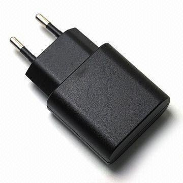 異本と携帯用/普遍的な USB 力のアダプター、軽くおよび便利、