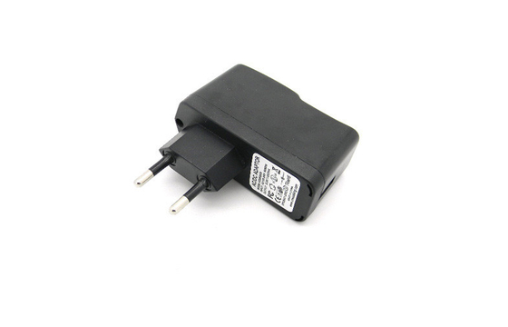 5V 2000mA 普遍的な USB 旅行充電器の一定した電圧 EU はタブレットの PC のために差し込みます