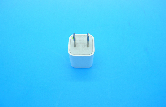 5V 1000mA Apple エムピー・スリー MP4 のための普遍的な USB 旅行充電器 SAA のプラグ