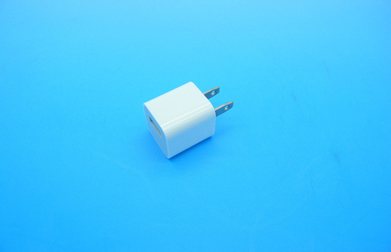 5V 1000mA Apple エムピー・スリー MP4 のための普遍的な USB 旅行充電器 SAA のプラグ