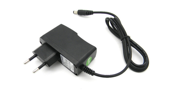 EUのプラグ12V 500mAの壁台紙力のアダプターの音響効果の電源DCの先端5.5x2.5mm