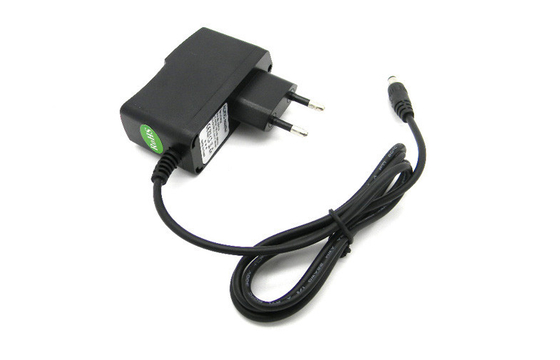 EUのプラグ12V 500mAの壁台紙力のアダプターの音響効果の電源DCの先端5.5x2.5mm
