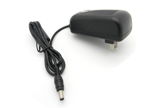 切換え力のアダプター12V 5v 1A 2A AC100-240Vの電源