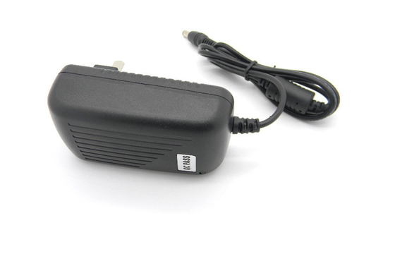 切換え力のアダプター12V 5v 1A 2A AC100-240Vの電源