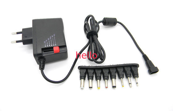 6 DCの先端2500mAの自在継手の調節可能な電圧3-12V AC DC電源のアダプター