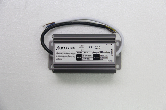 EMC 250V AC は 54 ワットの屋内 LED のための一定した流れ LED の電源 1500mA つきます