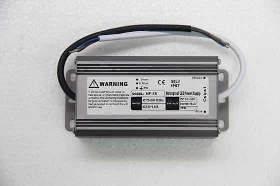 LED ランプ 2100mA の一定した流れ LED の電源 220v EN55015 の屋外 LED の電源