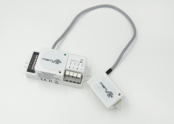 一定した現在の導かれた運転者を薄暗くする密集した DC の動きセンサー 5.8GHz