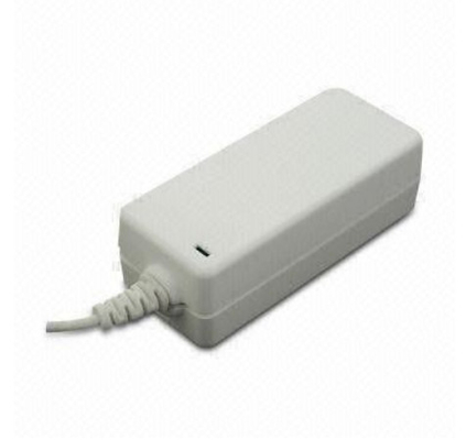 36W 12V 3000mA 2PIN ITE の安全承認の EN60950 のデスクトップの切換えの電源