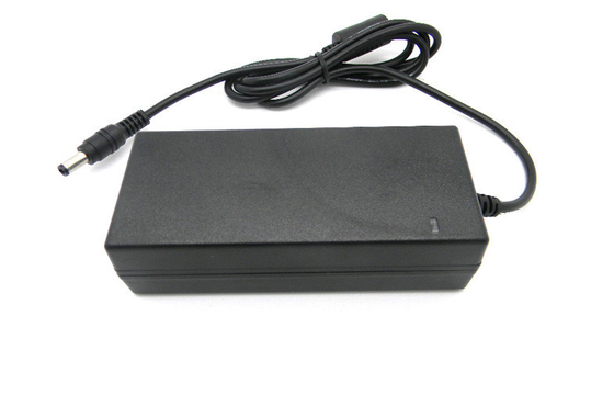 こんにちは鍋 12V 4A のデスクトップの DC電源 FCC は保安用カメラのための 15 クラス B を部品