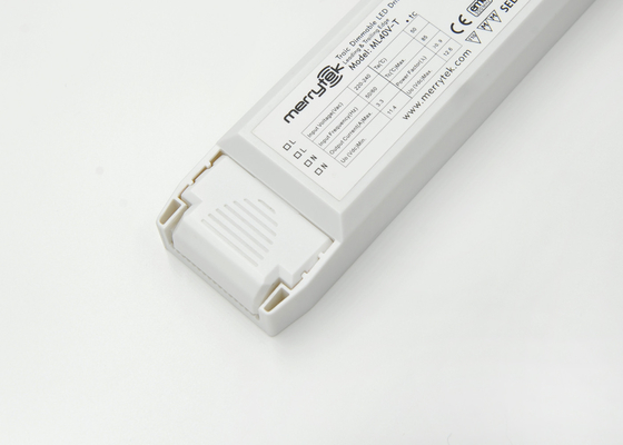 エンクロージャの一定した電圧 Dimmable LED の運転者 12Vdc 50Hz/60Hz