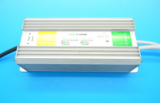 IP67 LEDの防水運転者DC12V 50W水証拠の電源