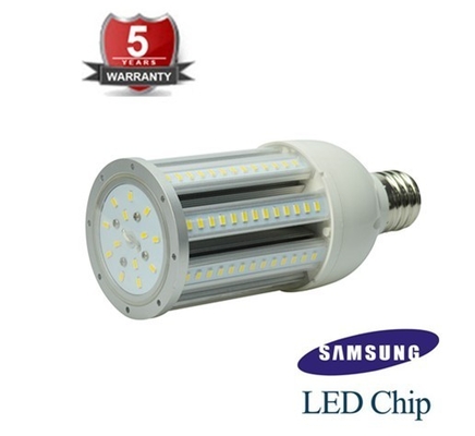 高い発電 36w LED Wallpack 110lm/w は、屋外 IP65 導かれたトウモロコシの電球を防水します