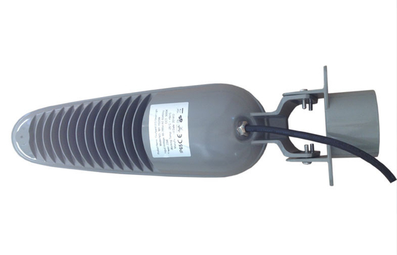 防水LEDの中庭ライトAC85 - 265V 20W 1830LM IP65の屋外の導かれた照明