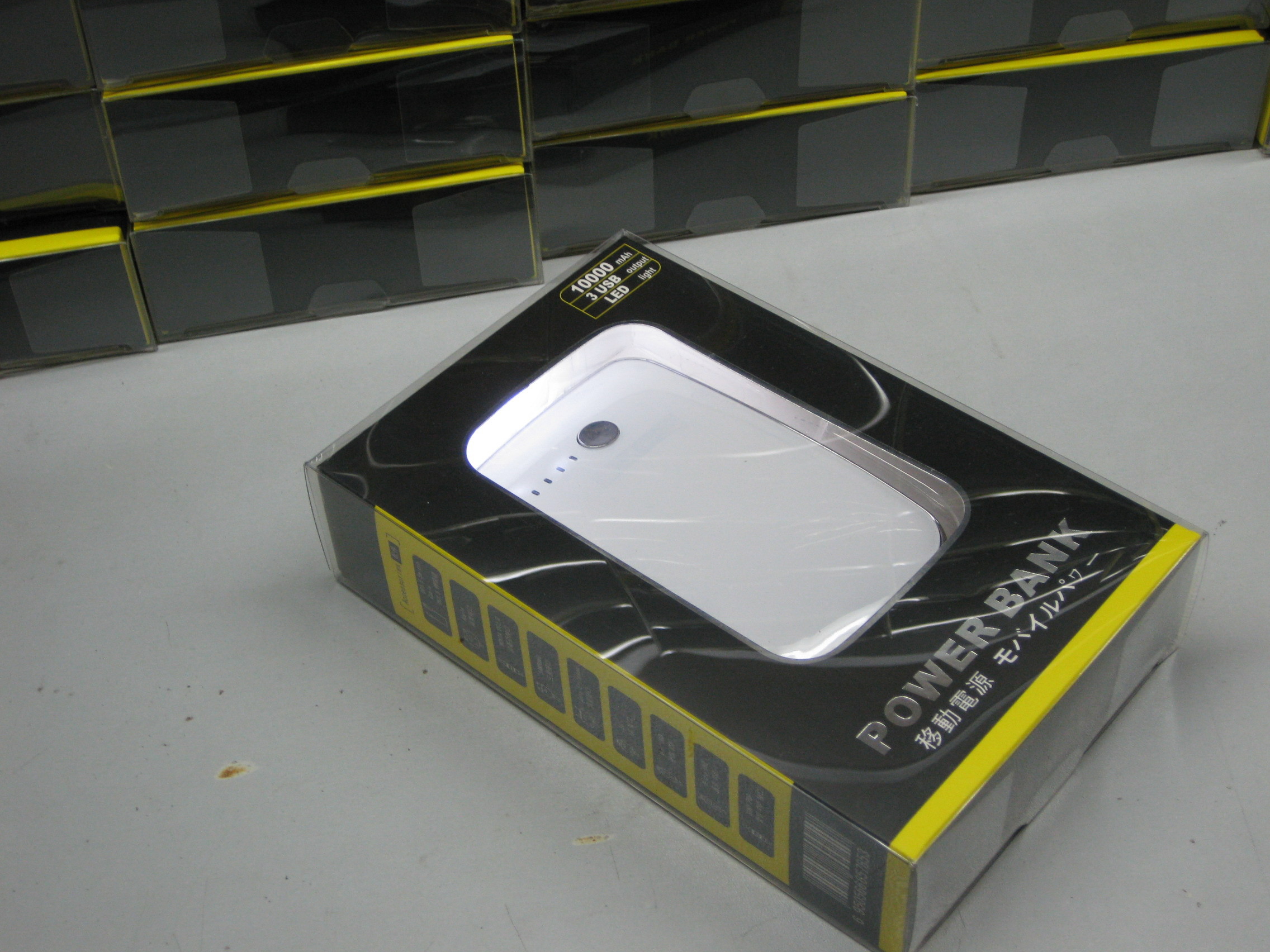 P1000 の Iphone のための 1500 mah ポータブル バッテリ電源パック jumpstarter インバーター
